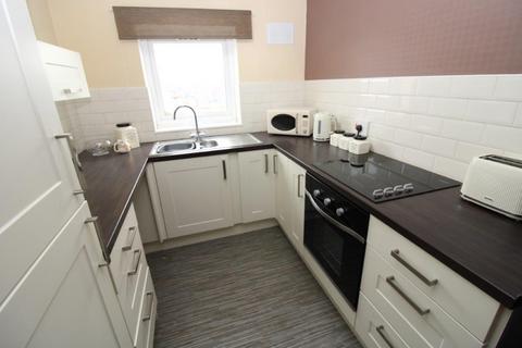 2 bedroom flat for sale, Helena Close, Barnsley