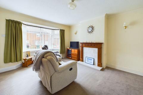 3 bedroom semi-detached house for sale, Perlethorpe Avenue, Nottingham NG4