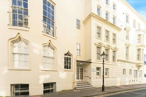 1 bedroom apartment for sale, Marine Parade, Brighton, East Sussex