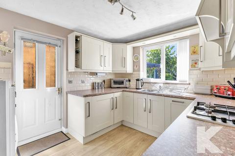 7 Arkle Drive, Chadderton, Oldham, OL9 0ND