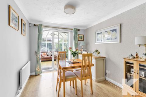 7 Arkle Drive, Chadderton, Oldham, OL9 0ND