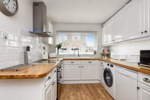 36 Admirals Walk, Shoeburyness, Southend-on-sea, SS3 9HS