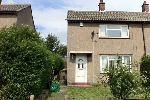 2 bedroom semi-detached house to rent, Burfitts Road, Huddersfield HD3