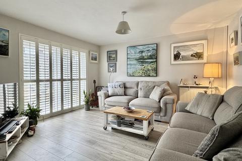 45 Boyd Avenue, Padstow, PL28 8ER