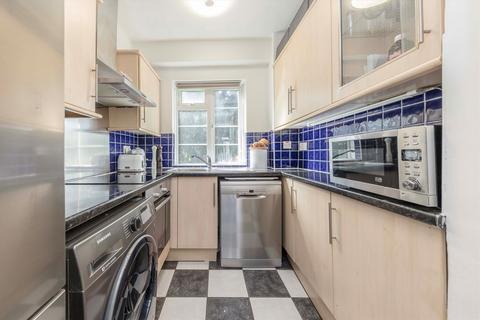 2 bedroom flat to rent, Chiswick Village, London W4