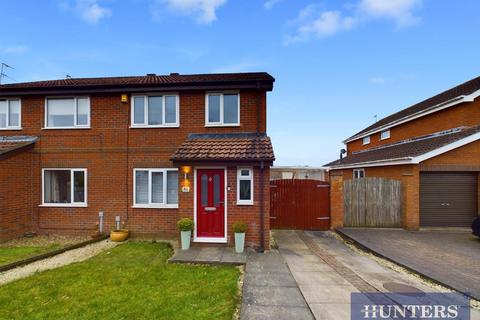 3 bedroom semi-detached house for sale, Airedale Drive, Bridlington