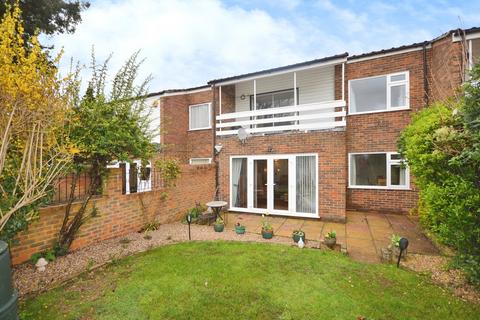 Ashcroft Court, Burnham, Slough, SL1