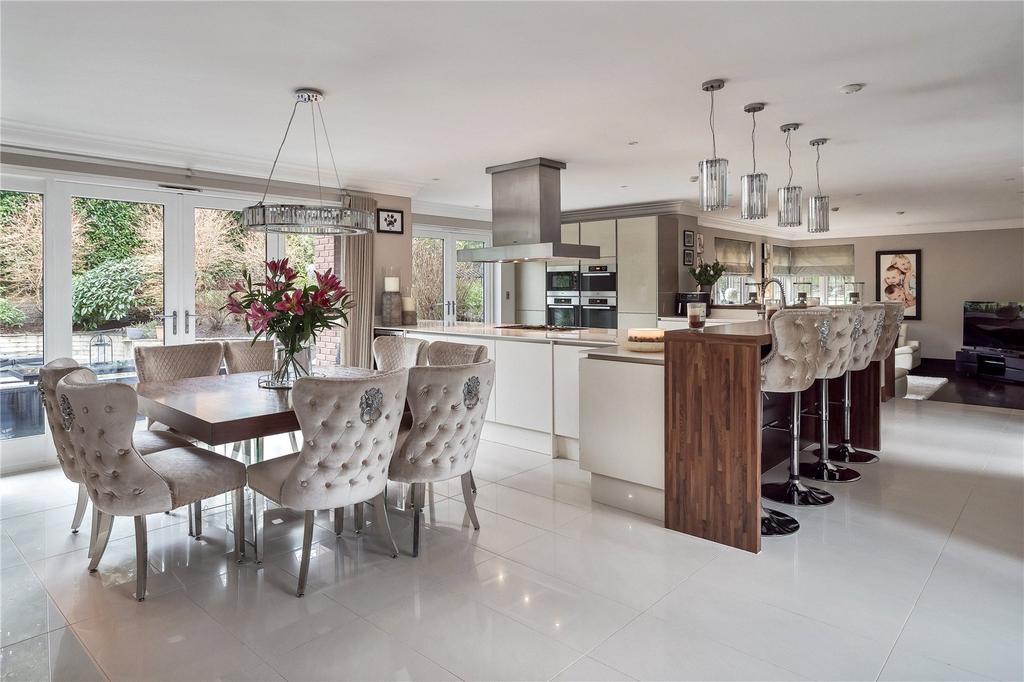 Kitchen/Dining