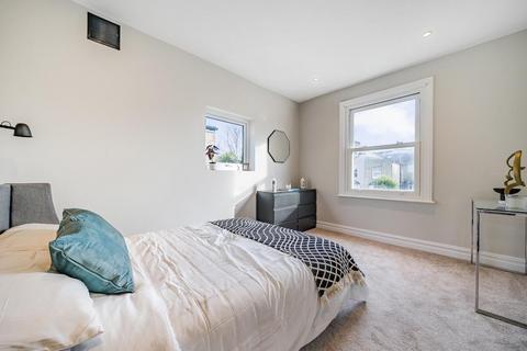 64a Farley Road, London, SE6 2AB