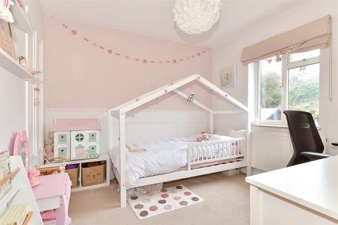 178 Carnation Road, Rochester, ME2 2YH