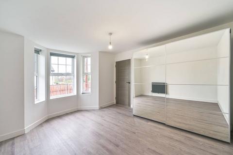 2 bedroom flat for sale, 49 Aldenham Road, Bushey, Bushey WD23