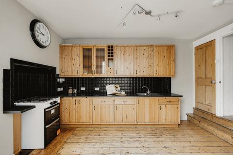 83 Sefton Park Road, Bristol, BS7 9AW