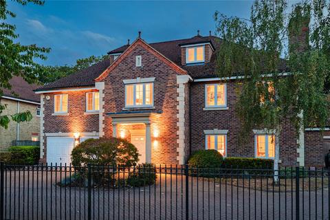 Boundary Park, Weybridge, KT13