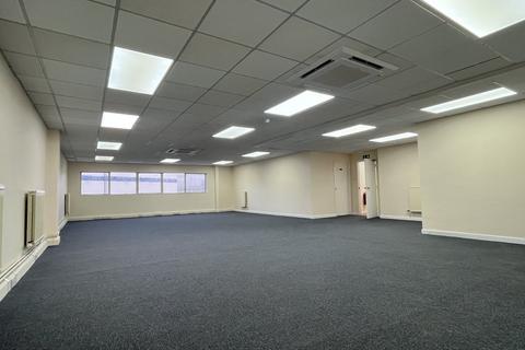 Industrial unit to rent, 10 Granville Way, Bicester, OX26 4JT