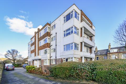 2 bedroom flat for sale, Bradford Road, Shipley BD18