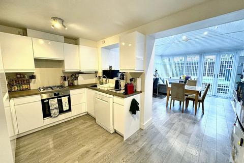 3 bedroom end of terrace house for sale, New Bridge Gardens, Bury, BL9