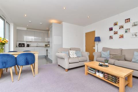 2 bedroom apartment for sale, Lily Court, South Croydon CR2