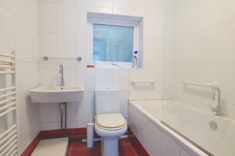 3 bedroom terraced house for sale, Pontyrhyl, Bridgend CF32