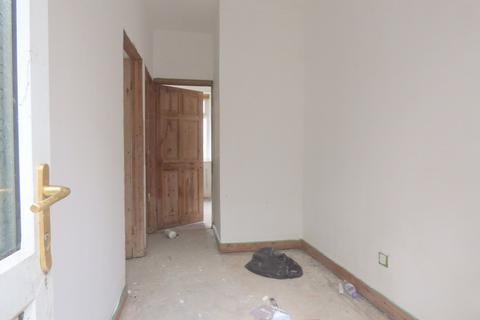 2 bedroom flat for sale, Ogmore Vale, Bridgend CF32