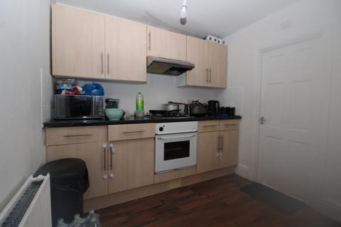 2 bedroom terraced house for sale, Blenheim Street, Hull, HU5 3PN