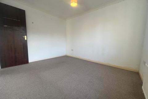 2 bedroom maisonette to rent, Waldon Gardens, Southampton SO18