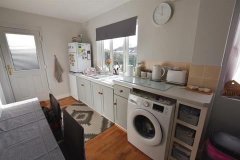 2 bedroom end of terrace house for sale, Drift Avenue, Stamford