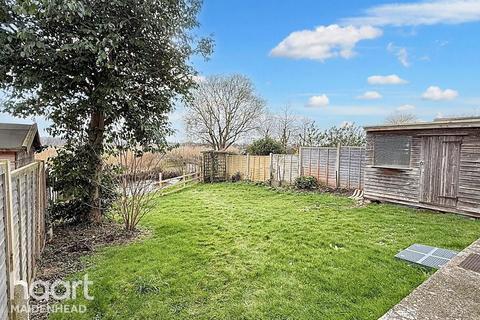 3 bedroom bungalow for sale, Tilstone Close, WINDSOR