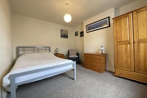 3 bedroom property for sale, Vincent Street, Scarborough, YO12