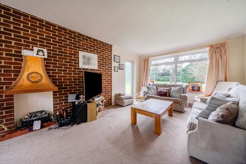 3 bedroom detached house for sale, Mayflower Way, Beaconsfield