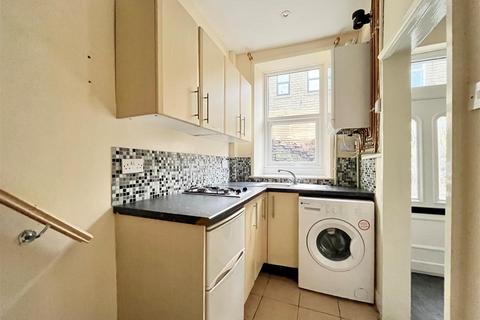 2 bedroom house to rent, Olive Street, Bacup