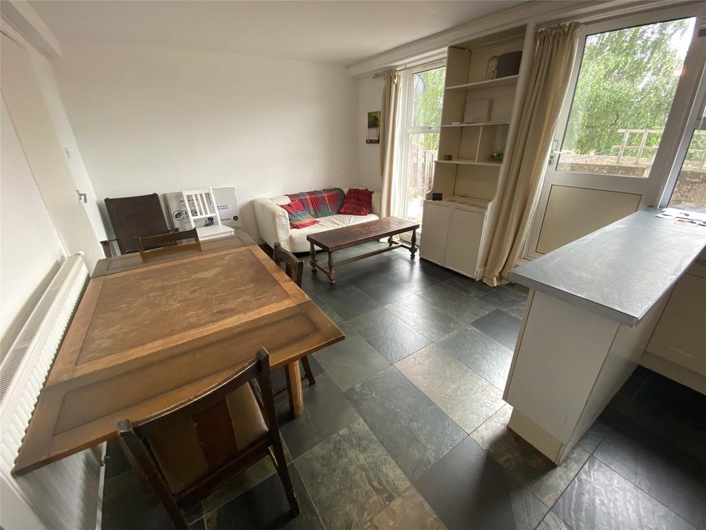 Dining / Living