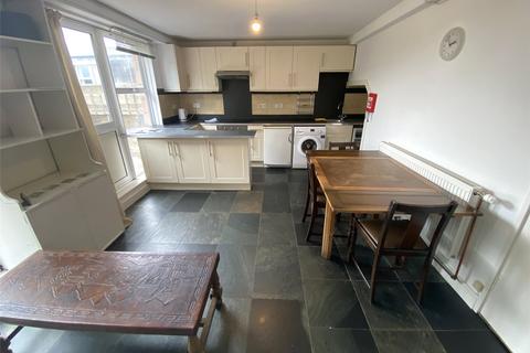 4 bedroom terraced house to rent, Lampards Buildings, Somerset BA1