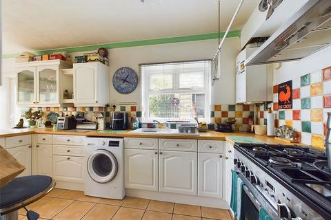 19 Collingbourne Road, Gloucester, GL4 6BG