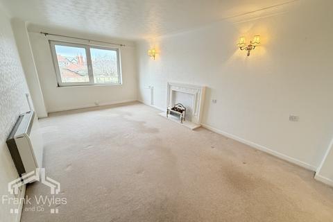 1 bedroom flat for sale, Flat 40, Poplar Court, Kings Road, Lytham St. Annes, Lancashire