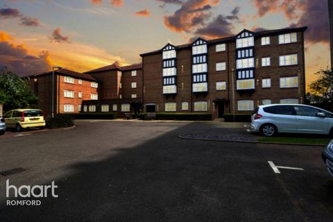 1 bedroom retirement property for sale, Gibson Court, Romford, RM1 1AJ