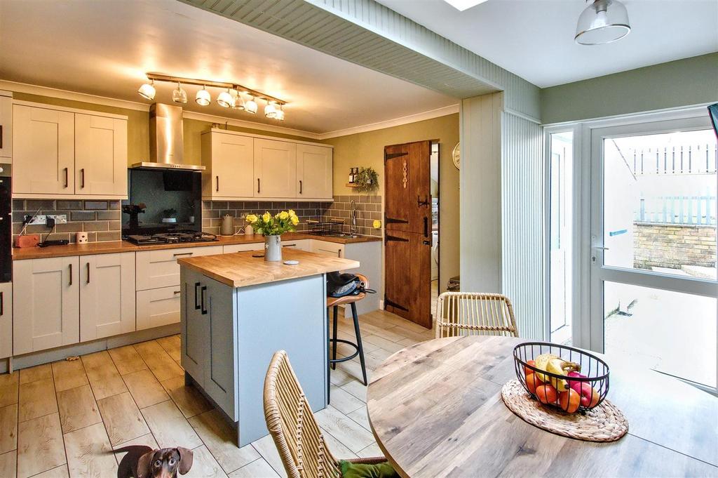Kitchen/dining room