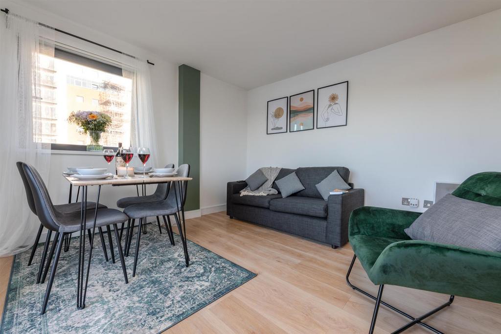 Living area.jpg