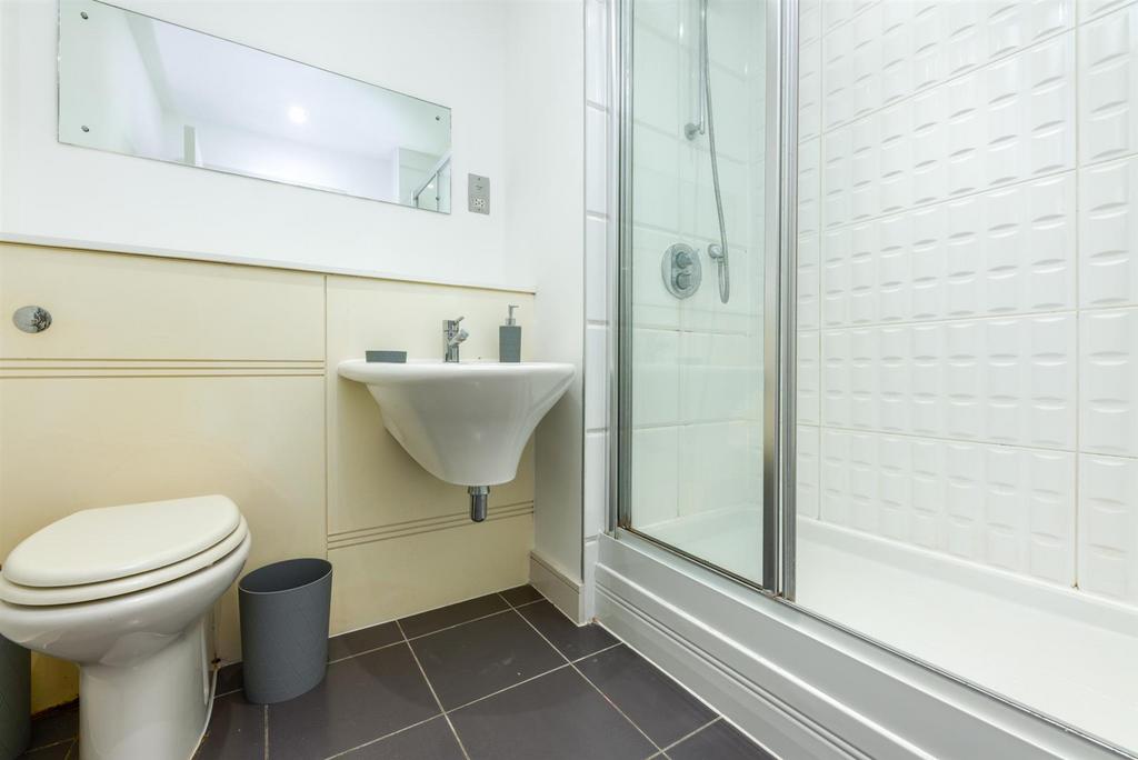 Shower room.jpg