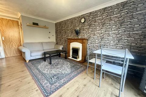 2 bedroom terraced house for sale, Swan Mead, Luton LU4