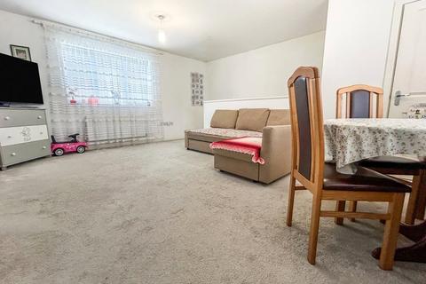 2 bedroom apartment to rent, Liddell Drive, Basildon, SS14