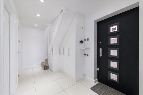 22a Chalky Bank, Gravesend, DA11 7NY