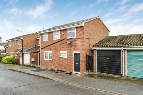 4 Pilgrim Close, Great Chesterford, Saffron Walden, CB10 1QG