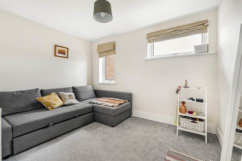 4 Pilgrim Close, Great Chesterford, Saffron Walden, CB10 1QG