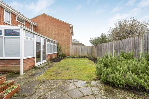 4 Pilgrim Close, Great Chesterford, Saffron Walden, CB10 1QG
