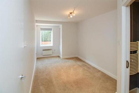 2 bedroom flat to rent, Bruce Drive, West Bridgford, Nottingham, Nottinghamshire, NG2