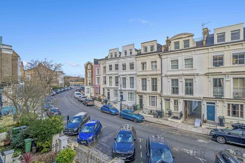 2 bedroom flat to rent, Gloucester Avenue, London NW1