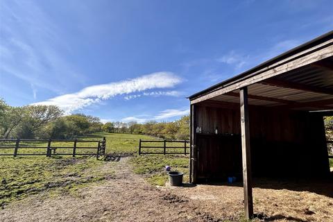 Farm for sale, Heol Dinefwr, Foelgastell, Llanelli