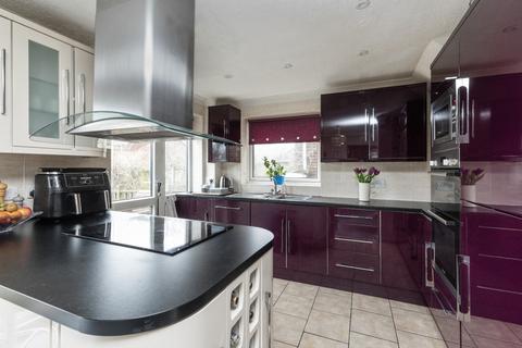 4 bedroom link detached house for sale, Downsway, North Shoreham