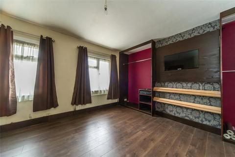 16 Preston Road, Northfleet, Gravesend, DA11 8DE
