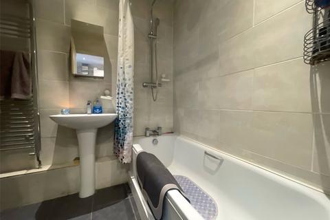 16 Preston Road, Northfleet, Gravesend, DA11 8DE